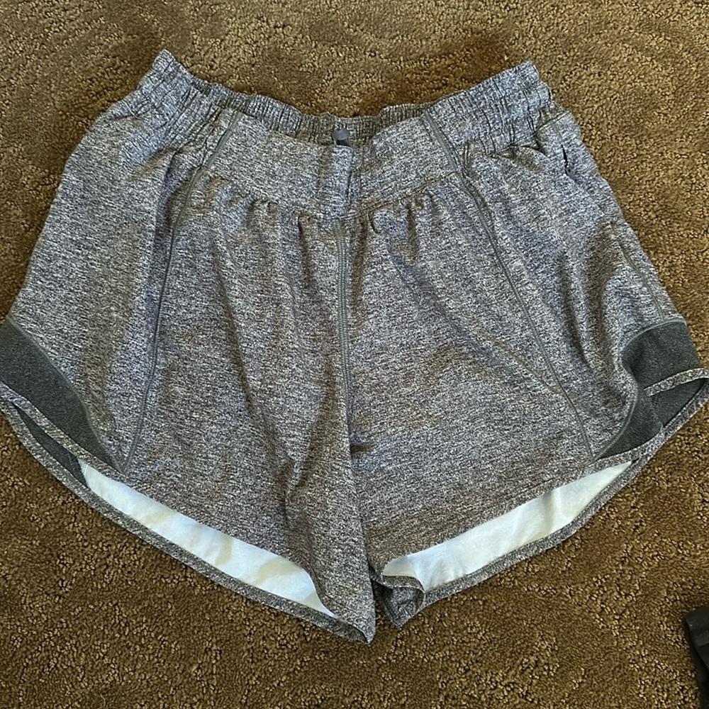 Lululemon Size 8 Gray Shorts